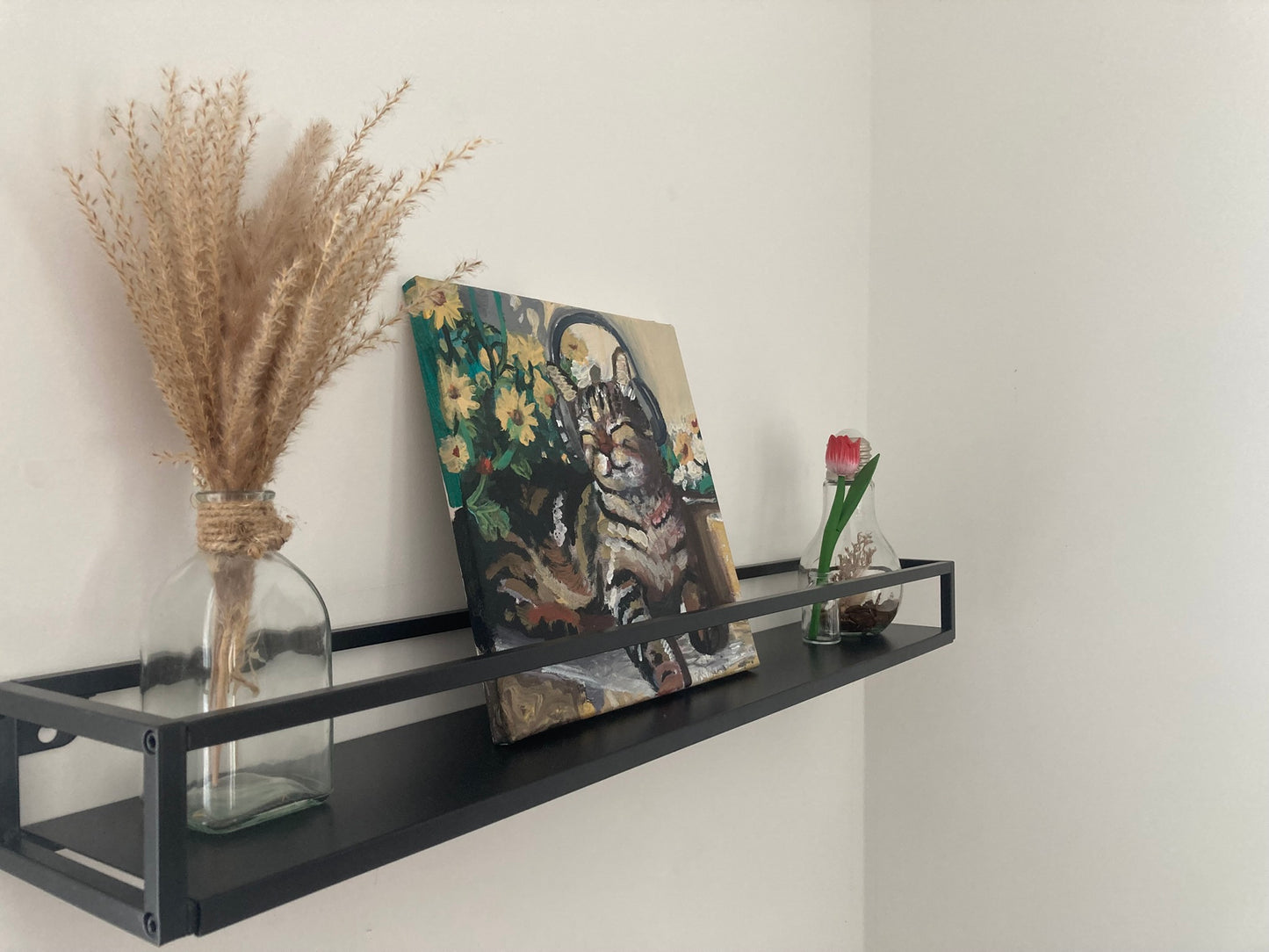 Original painting cat with headphones