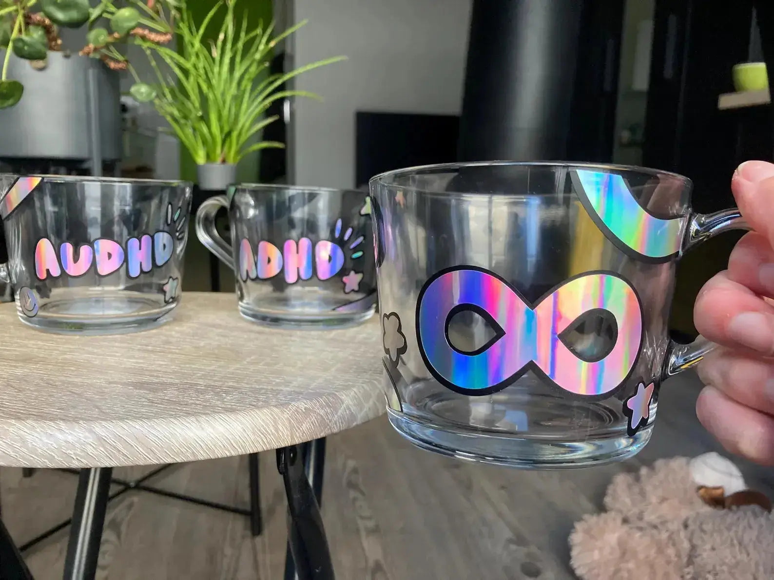 Holographic autism glass mug - Neurodiversetea