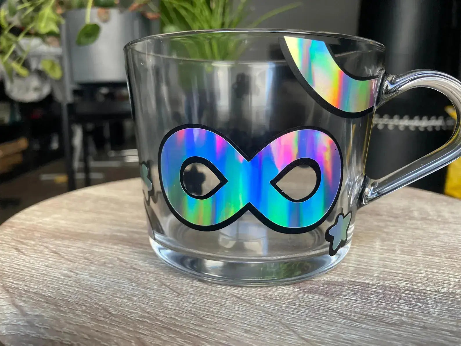 Holographic autism glass mug - Neurodiversetea