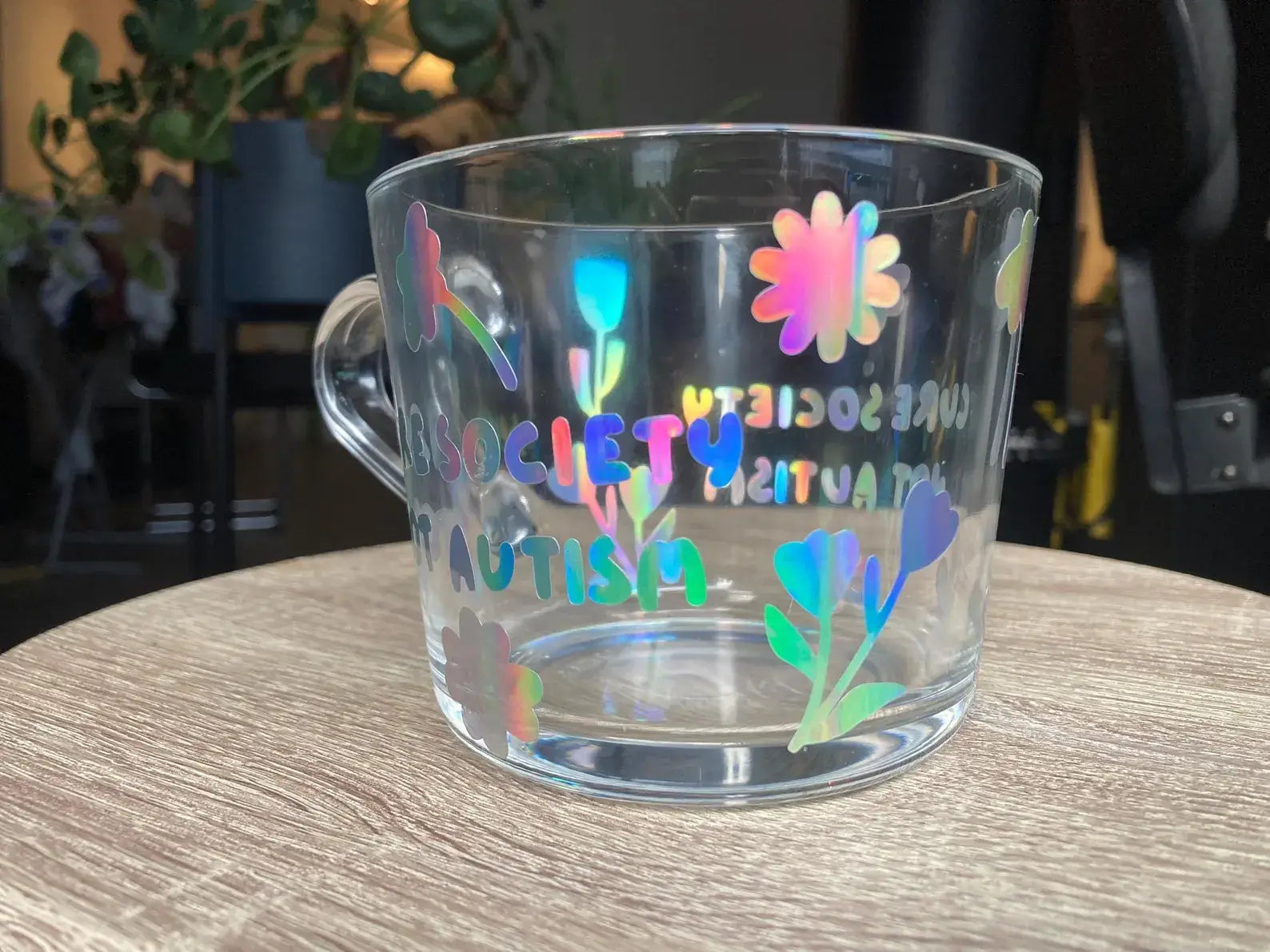 "Cure society, not autism" mug - Neurodiversetea