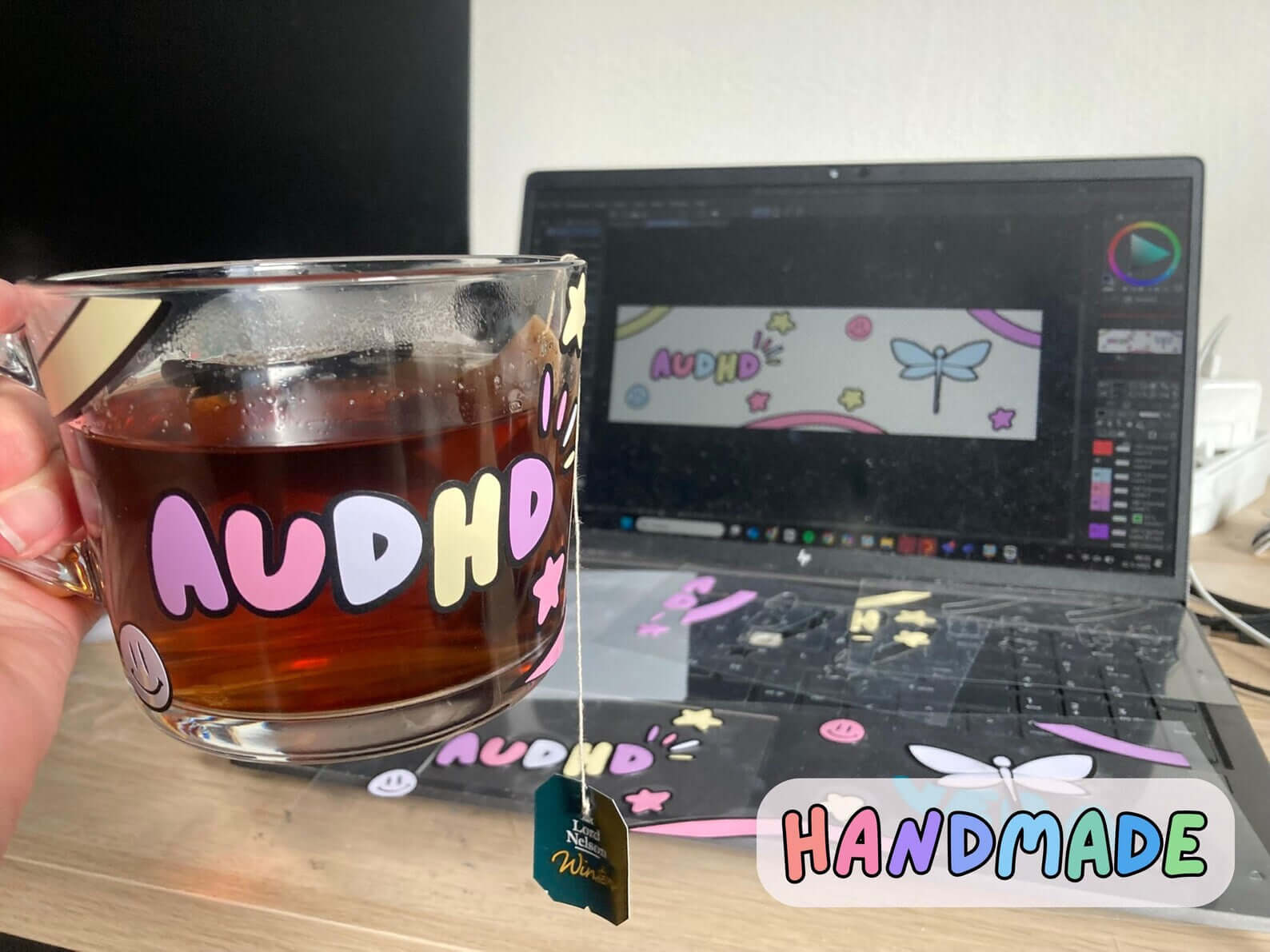 Coloured AuDHD glass mug - Neurodiversetea